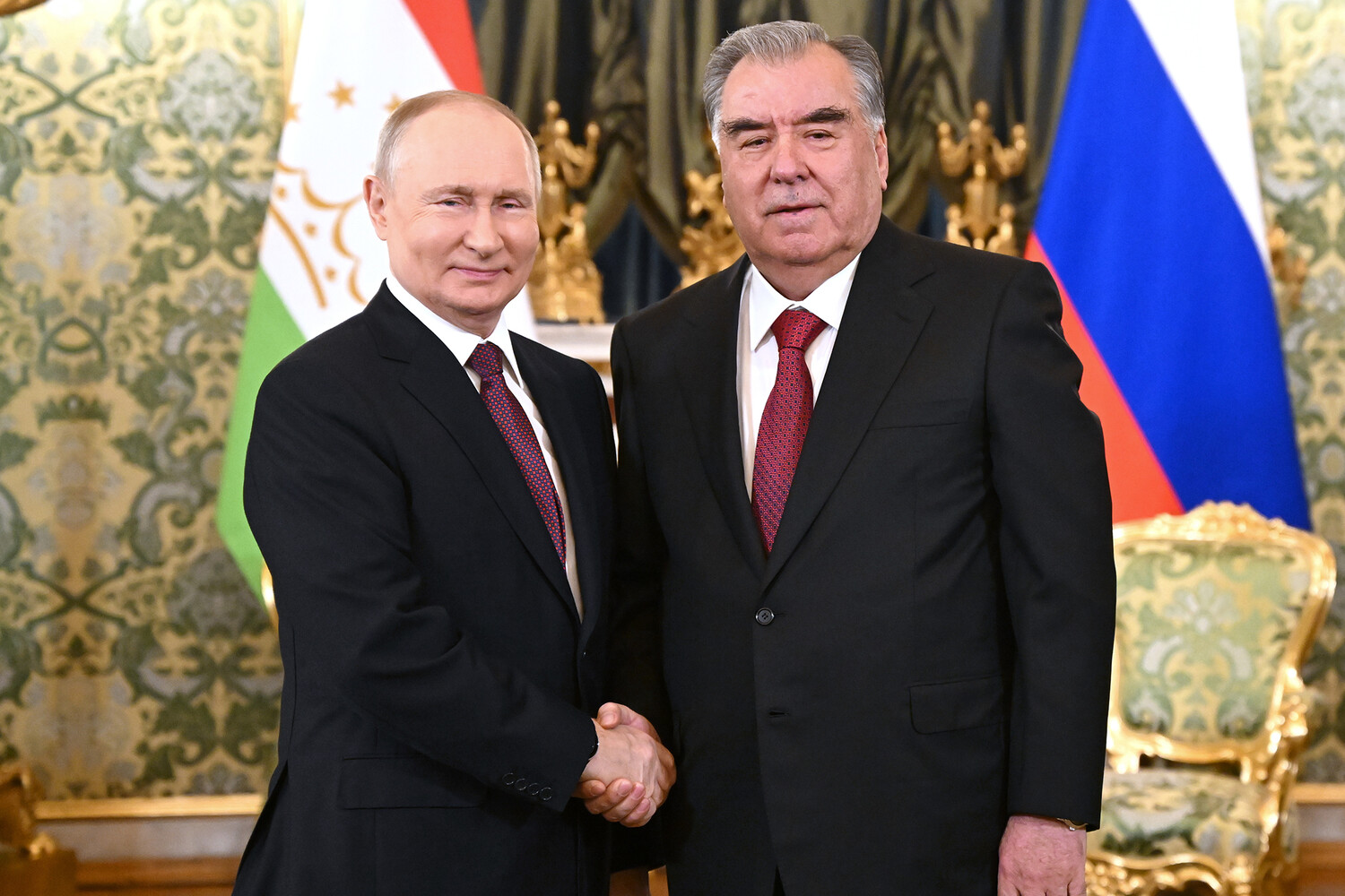 Телефонный разговор Владимира Путина с Президентом Таджикистана Эмомали Рахмоном